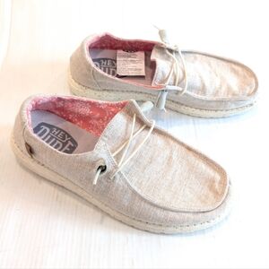 HEY DUDE Wendy Chambray White Nut Slip-On Shoes Women's Size 10